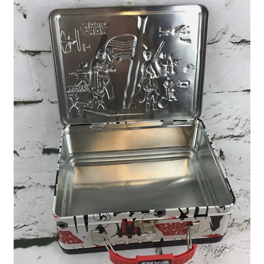 Star Wars Lunch Box Lot of 2 The Force‎ Awakens and Darth Vader
